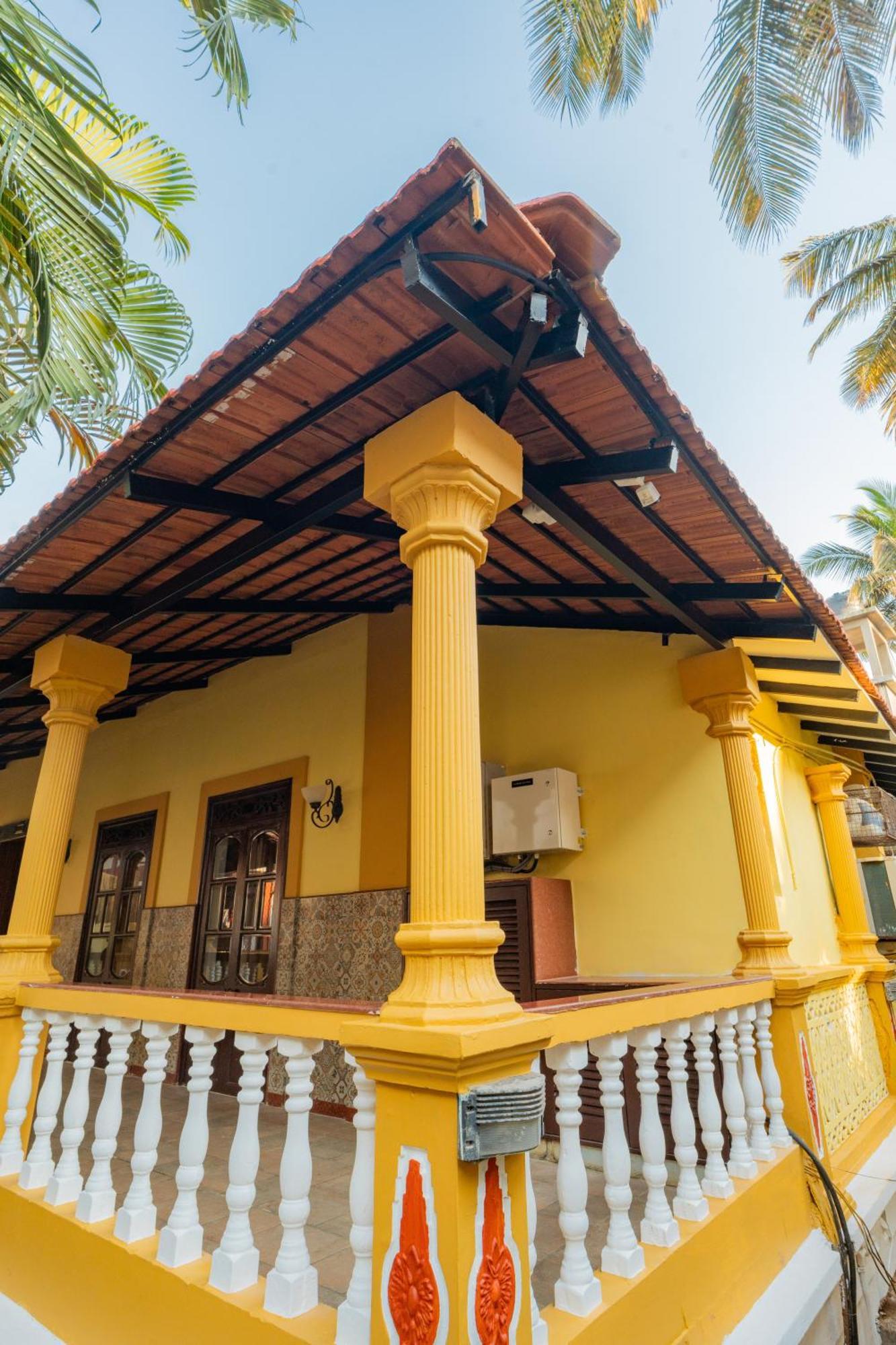 Alaya Casa Do Mar - Heritage Portuguese 4 Bhk Near Villa Calangute