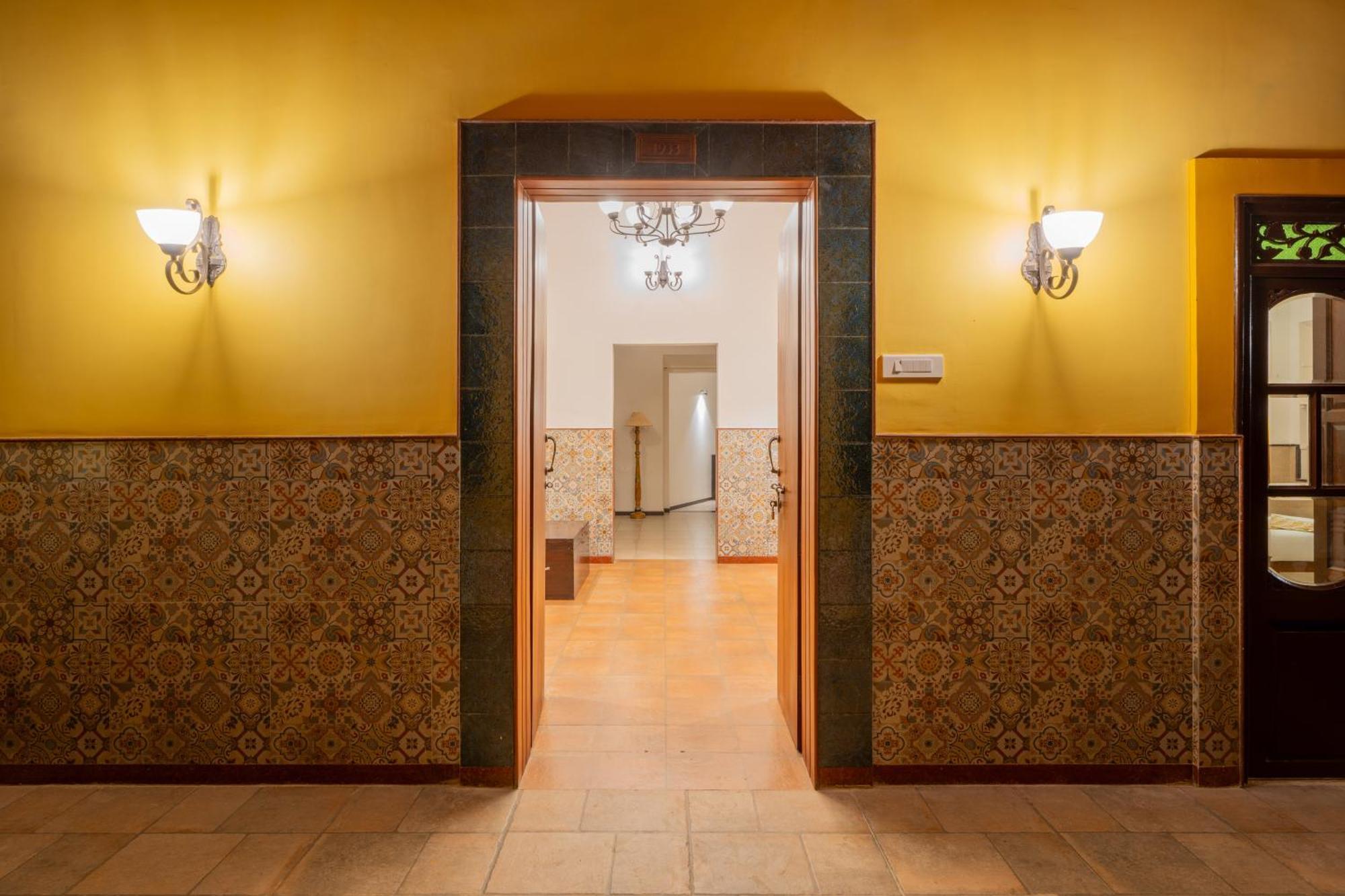 Alaya Casa Do Mar - Heritage Portuguese 4 Bhk Near Calangute