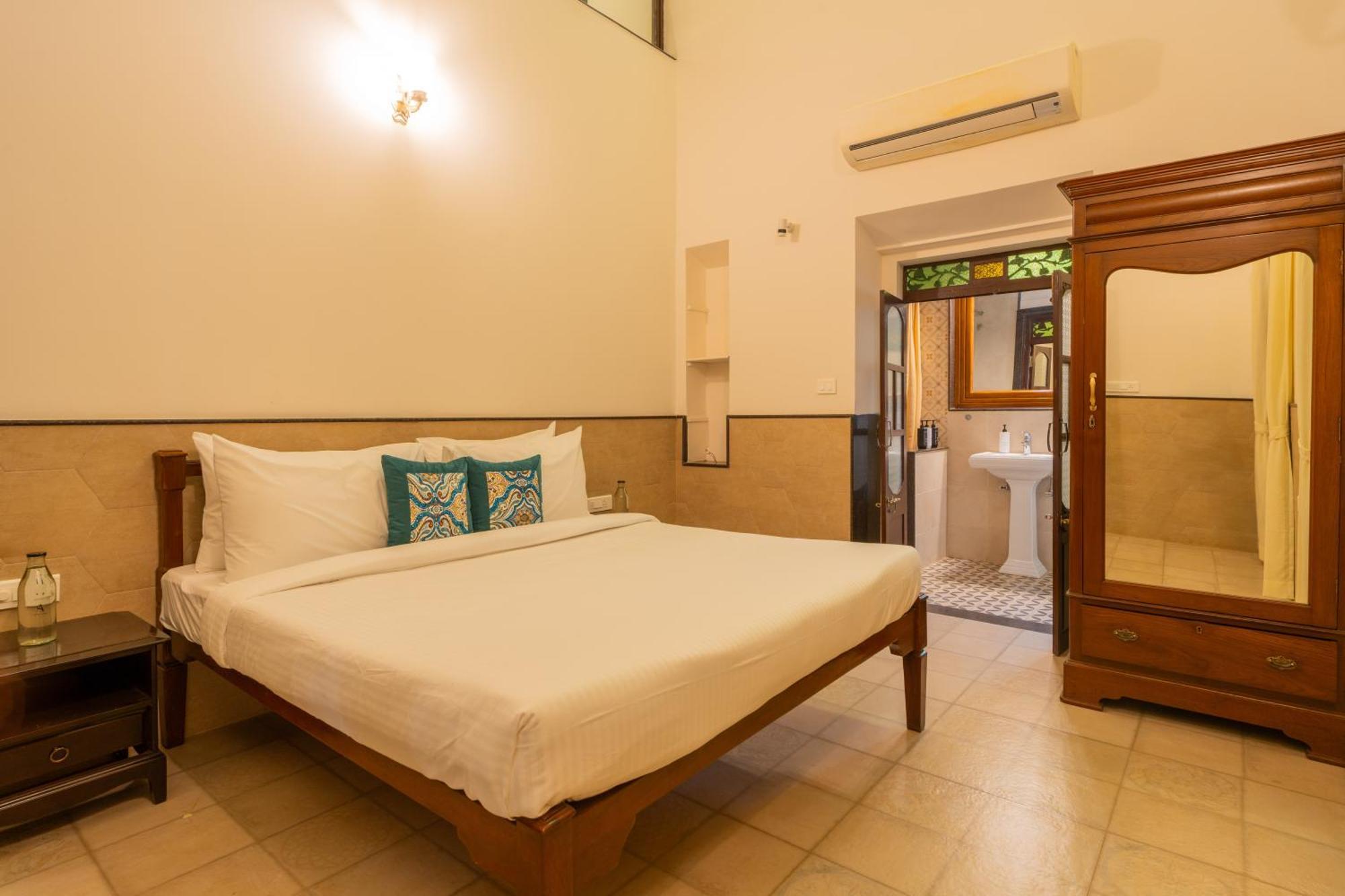 Villa Alaya Casa Do Mar - Heritage Portuguese 4 Bhk Near Calangute