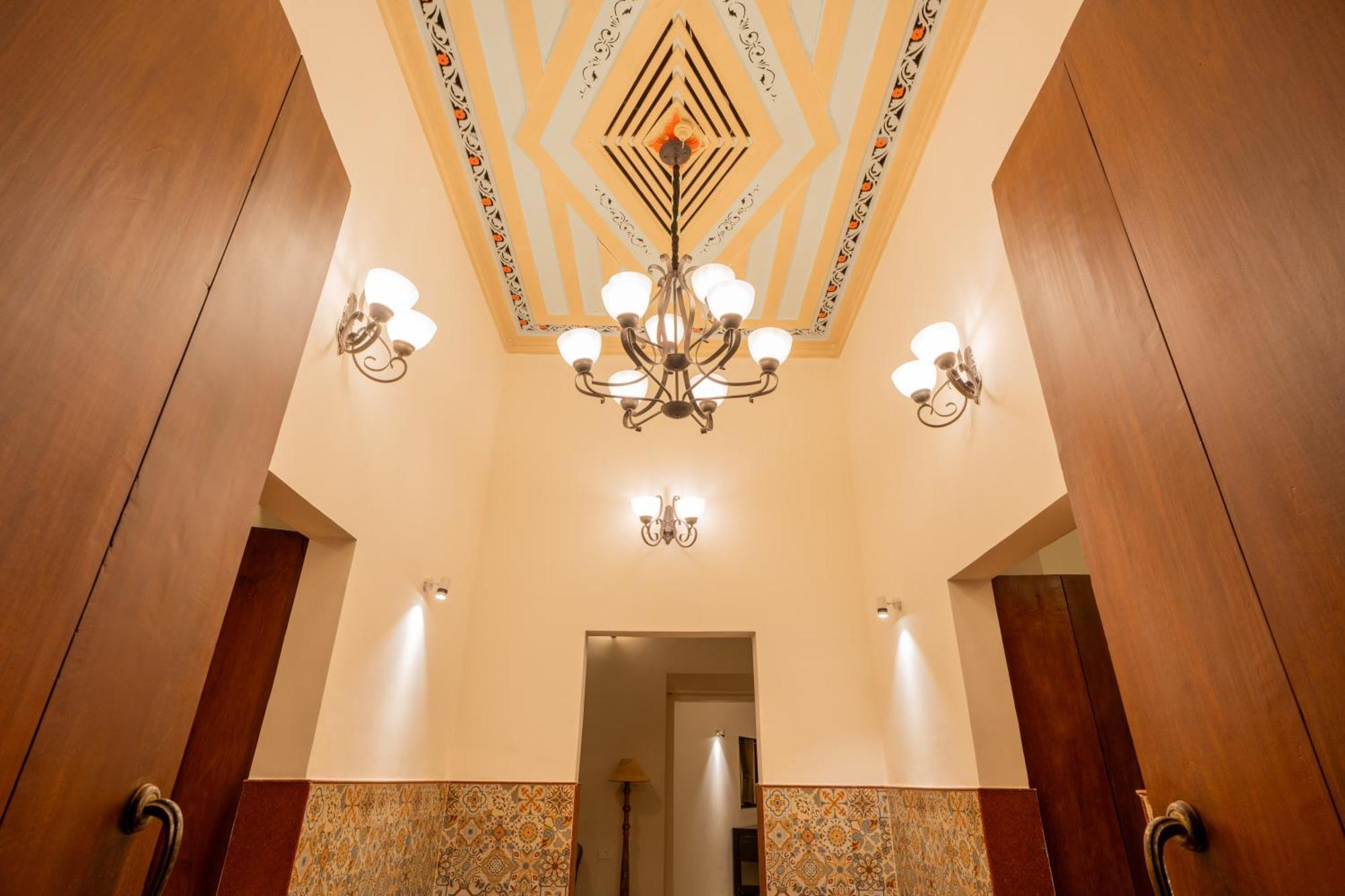 Villa Alaya Casa Do Mar - Heritage Portuguese 4 Bhk Near Calangute